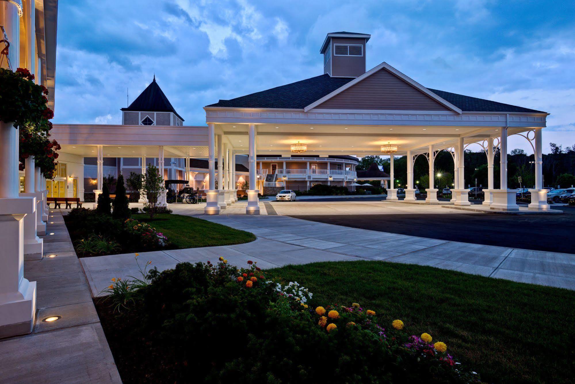 Saratoga Casino Hotel Saratoga Springs Eksteriør billede